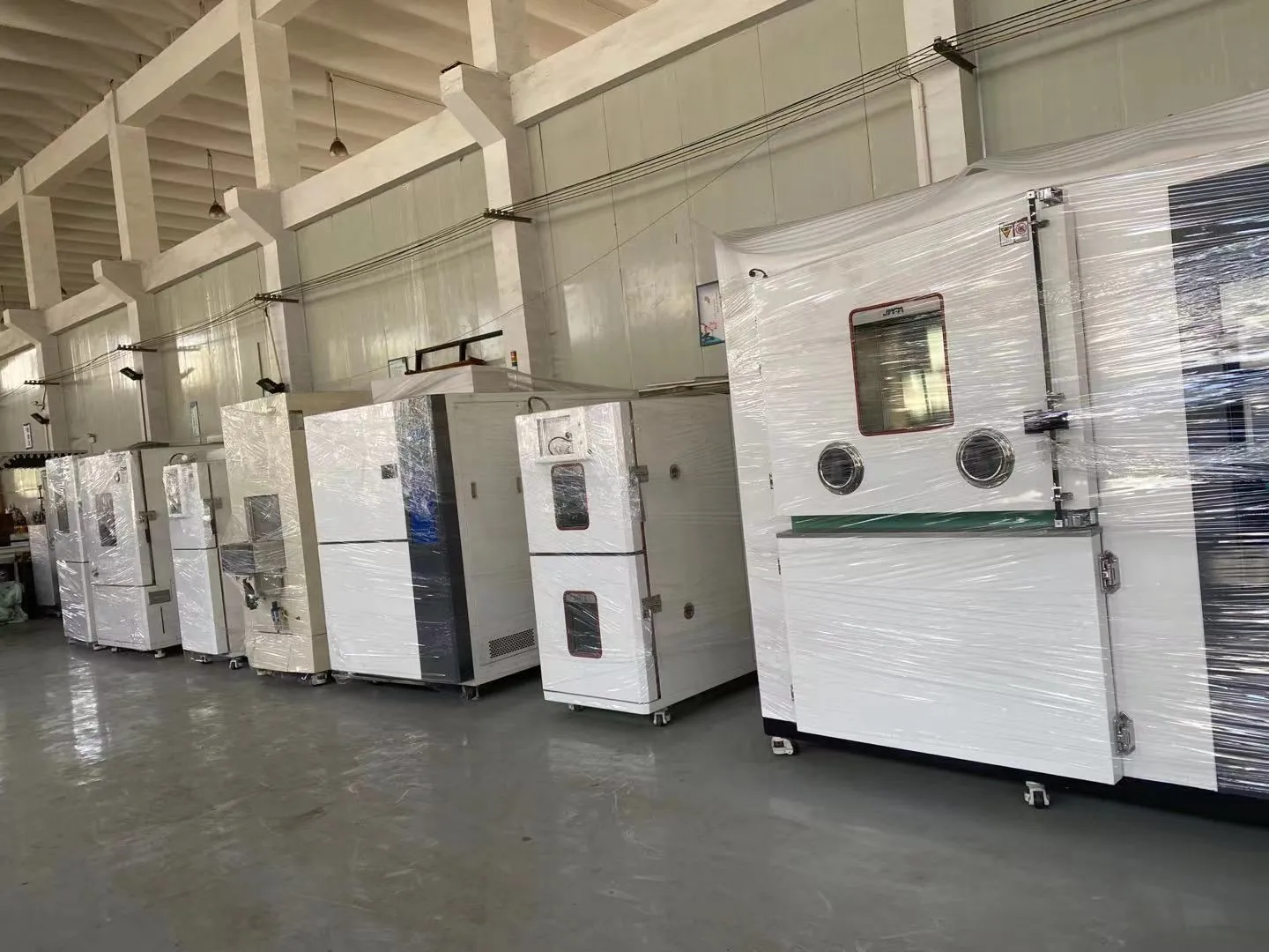 packing of ozone test chamber